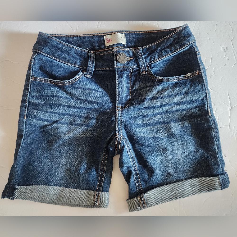 SO Dark Wash Blue Jean Shorts With Rolled Cuffs!
